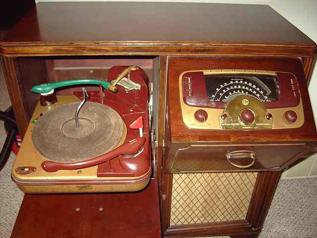 Zenith 9H988R LP Radio Phono 1948
