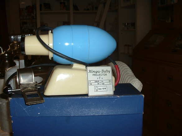 leuke kinga baby projector in originele doos jaren 50